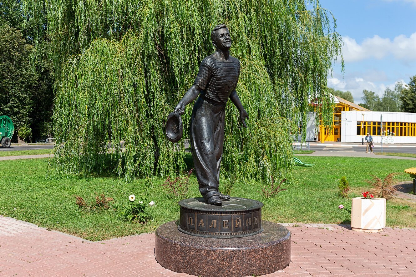Памятник Петру Алейникову в Шклове