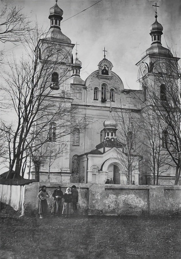 Снов. Преображенская церковь 1900-1919_1-rescale-enhance-900h.jpg