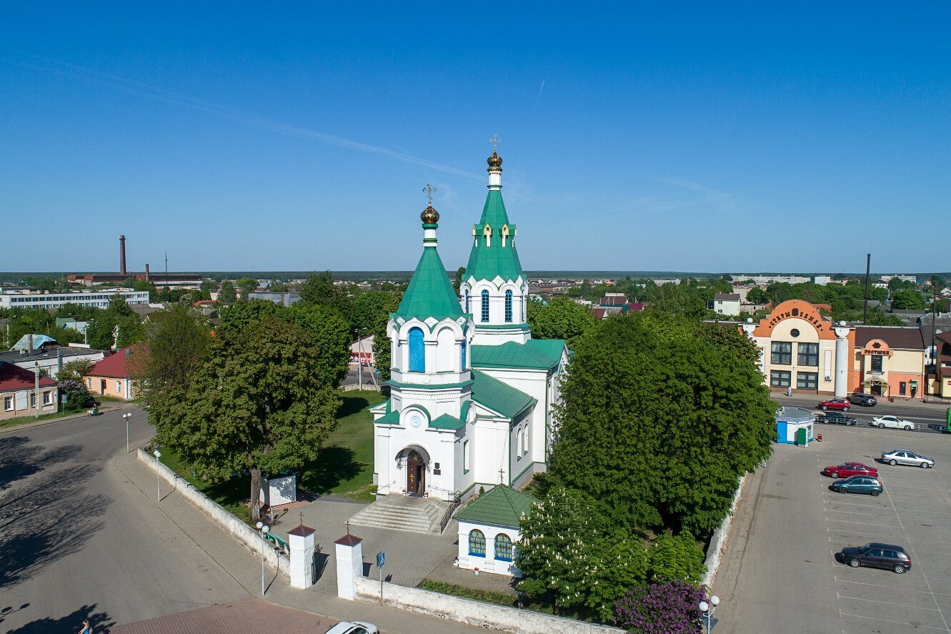 Молодечно снять. Молодечненский замок. Замок Молодечно. Молодечно площадь старое место. Молодечно Церковь Старая площадь.