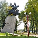 Древо жизни и женщина на зубре. 10 скульптур и памятников Минска с необычными историями