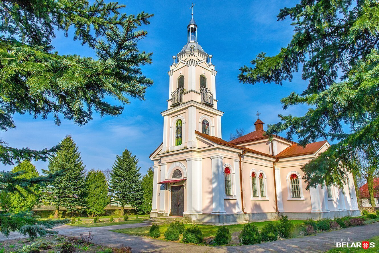 Гродненская область. Церковь Воздвижения Святого Креста (Вологда). Церковь Воздвижения Святого Креста (Барановичи). Костел в Цуденишках Гродненской области. Костёла Воздвижения Святого Христа Новоград-Волынский.